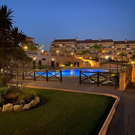 Whydhand Resorts Apartments ,Pools And Lovely Terrace Fuengirola Bagian luar foto