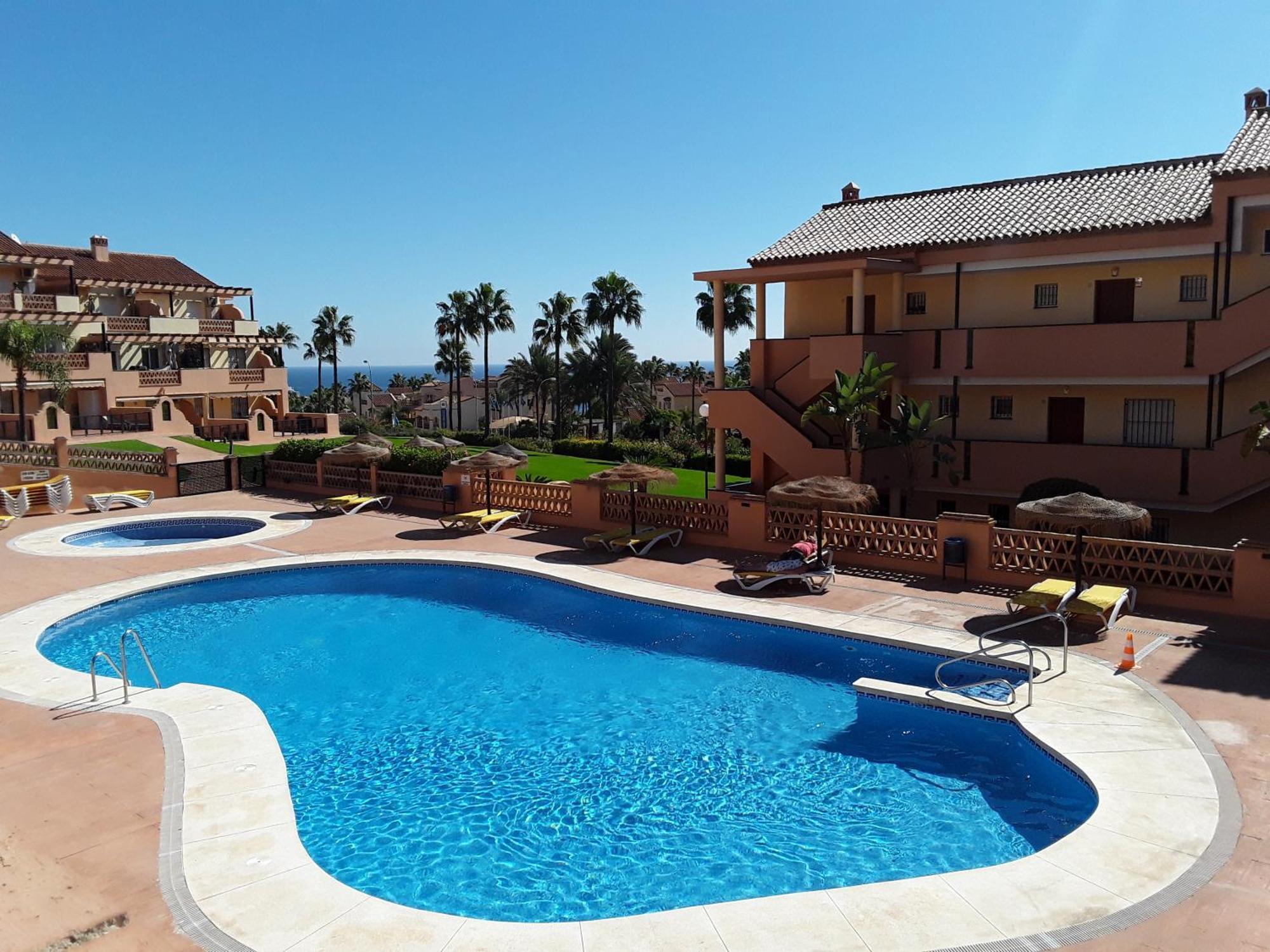 Whydhand Resorts Apartments ,Pools And Lovely Terrace Fuengirola Bagian luar foto