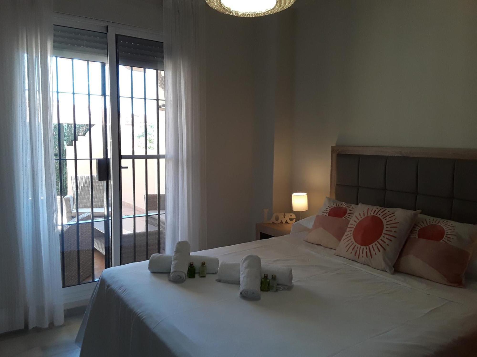 Whydhand Resorts Apartments ,Pools And Lovely Terrace Fuengirola Bagian luar foto