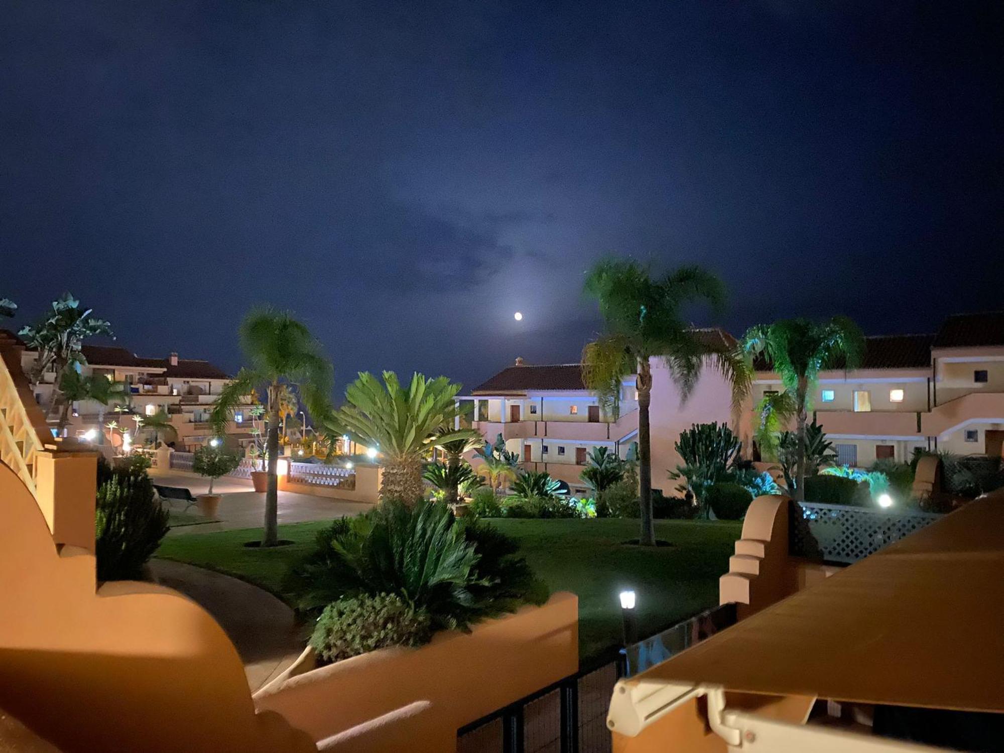 Whydhand Resorts Apartments ,Pools And Lovely Terrace Fuengirola Bagian luar foto